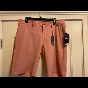 travis mathew shorts sz 34 NWT